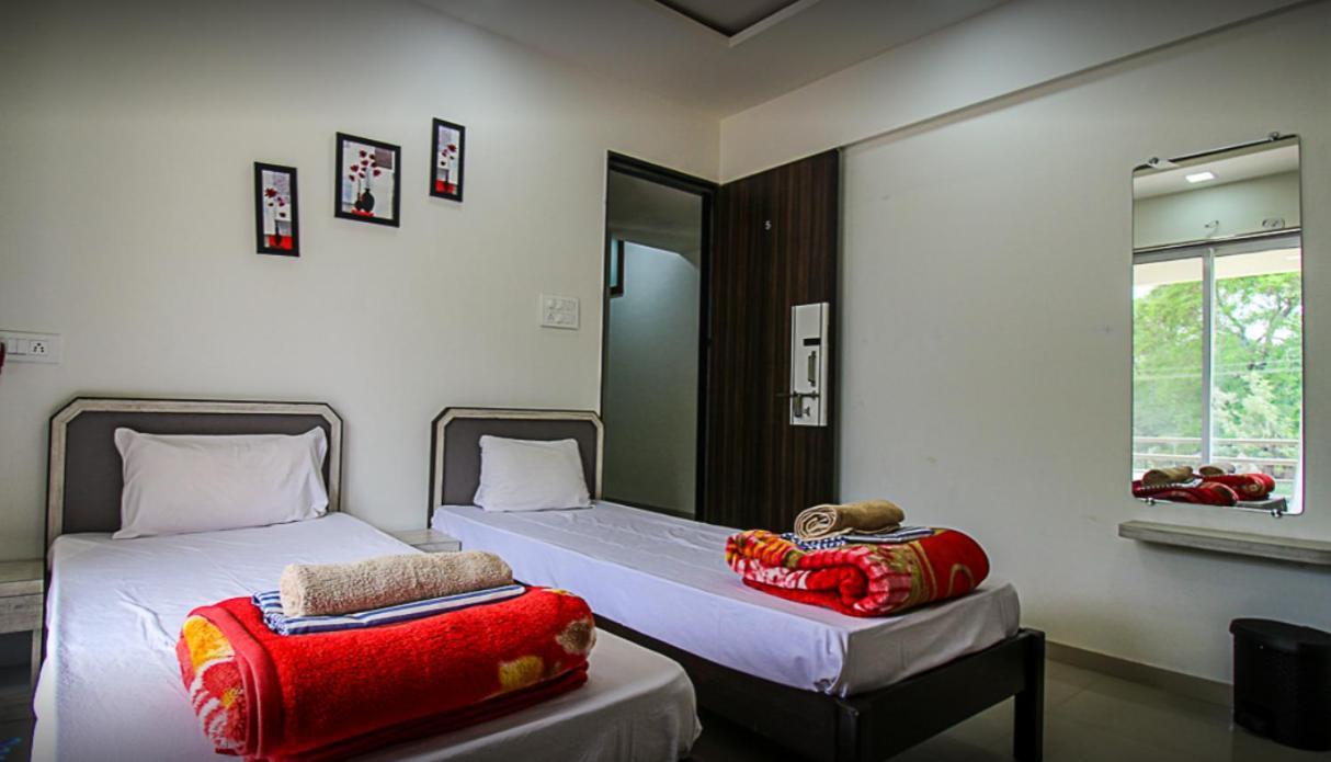 Stay Nc Homestay Nashik Exterior photo